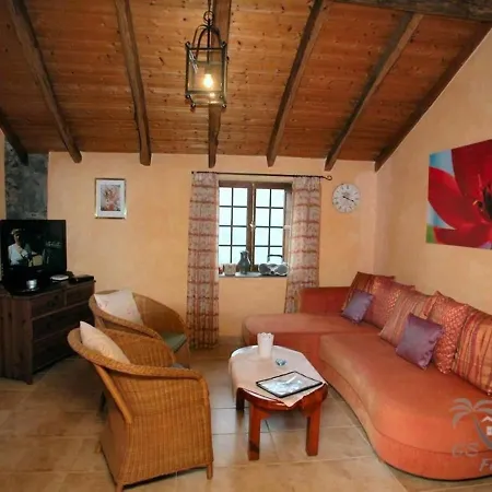 Dom wakacyjny Casa Amarilla